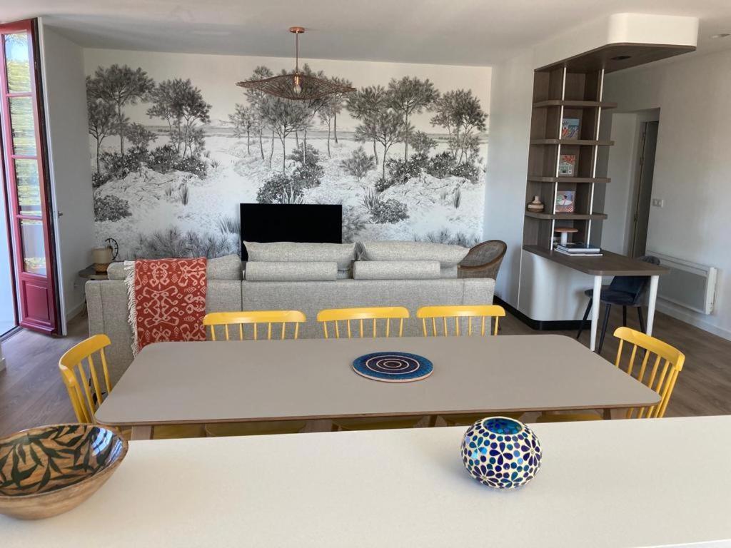 Superbe Appartement T3 Au Centre Plage .Parking Hendaye Bagian luar foto