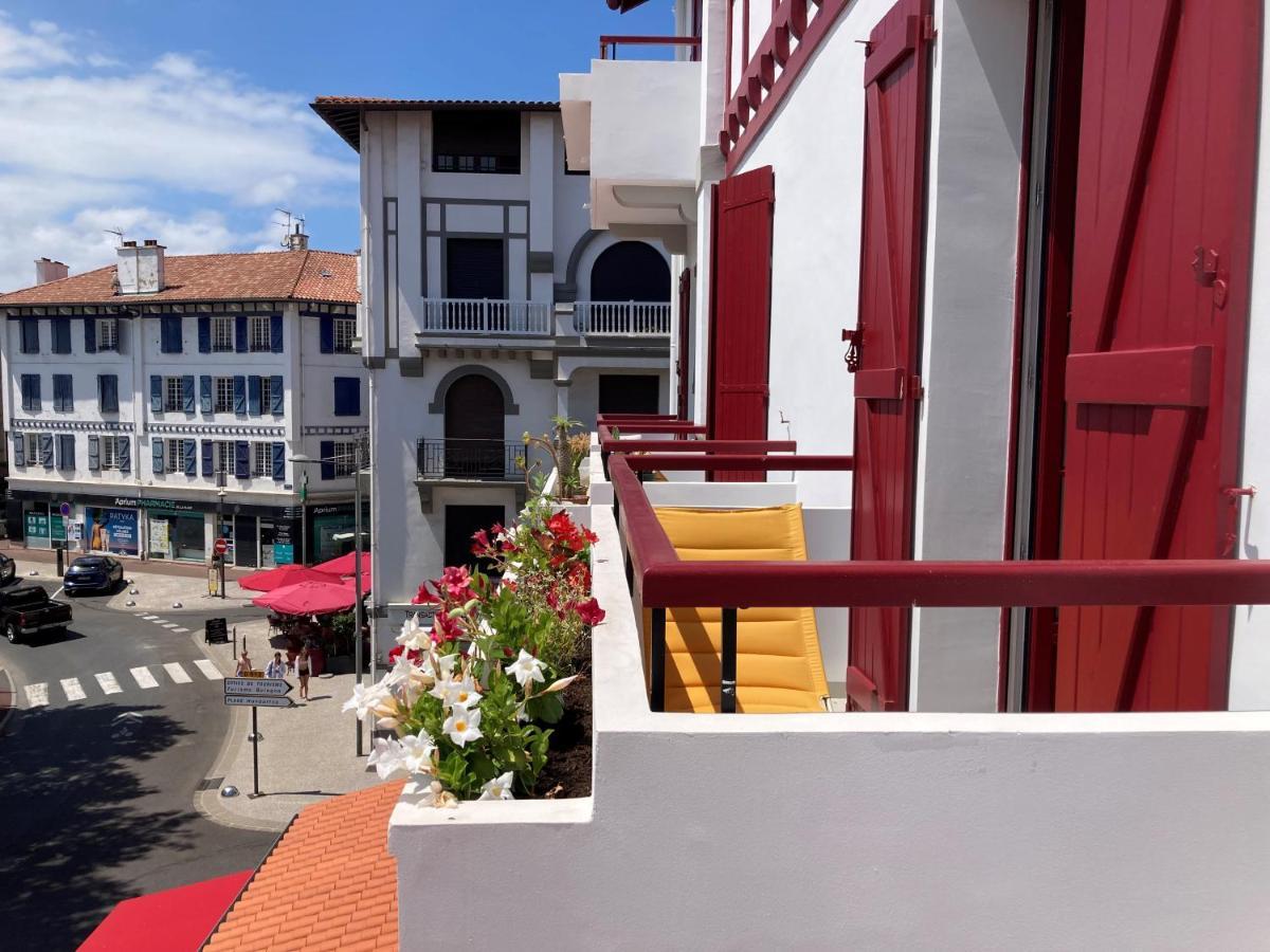 Superbe Appartement T3 Au Centre Plage .Parking Hendaye Bagian luar foto